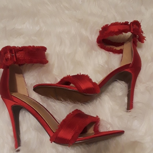 Who What Wear Shoes - HOST PICK 1/5/19🎉🎉🎉💕👠NWOT BEAUTIFUL HEELS